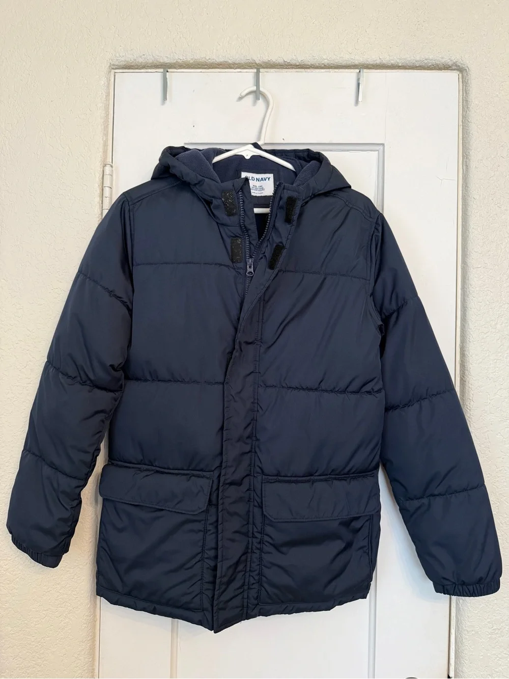 Old Navy Kids Puffer Jacket Set in Olive Green and Navy